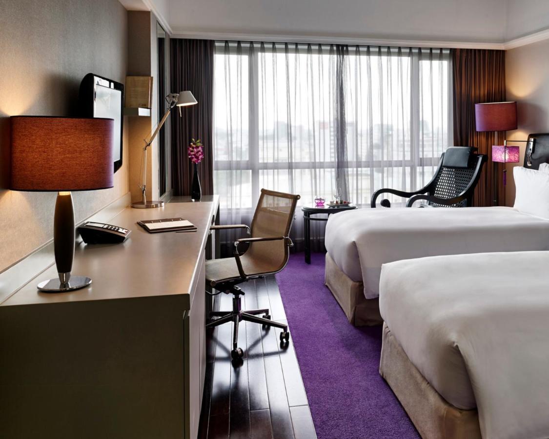 Sofitel Saigon Plaza Hotel Ho Chi Minh City Exterior photo