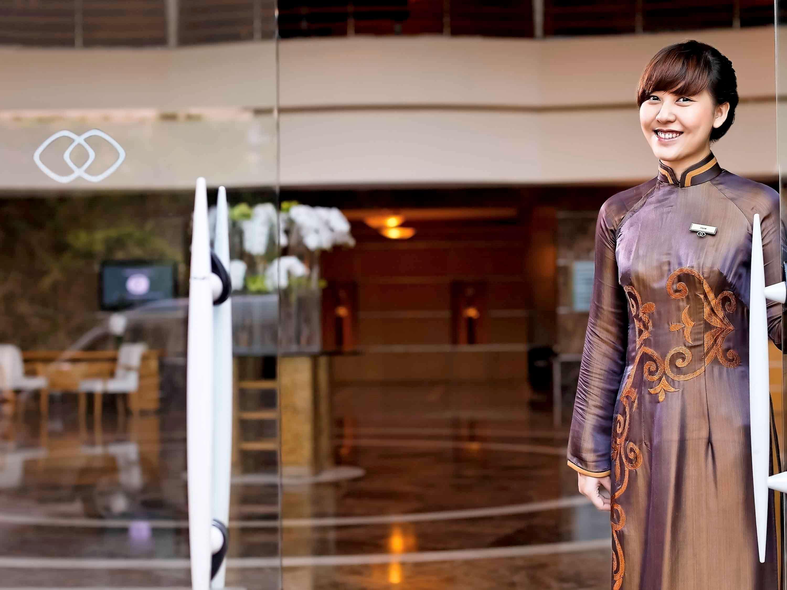 Sofitel Saigon Plaza Hotel Ho Chi Minh City Exterior photo